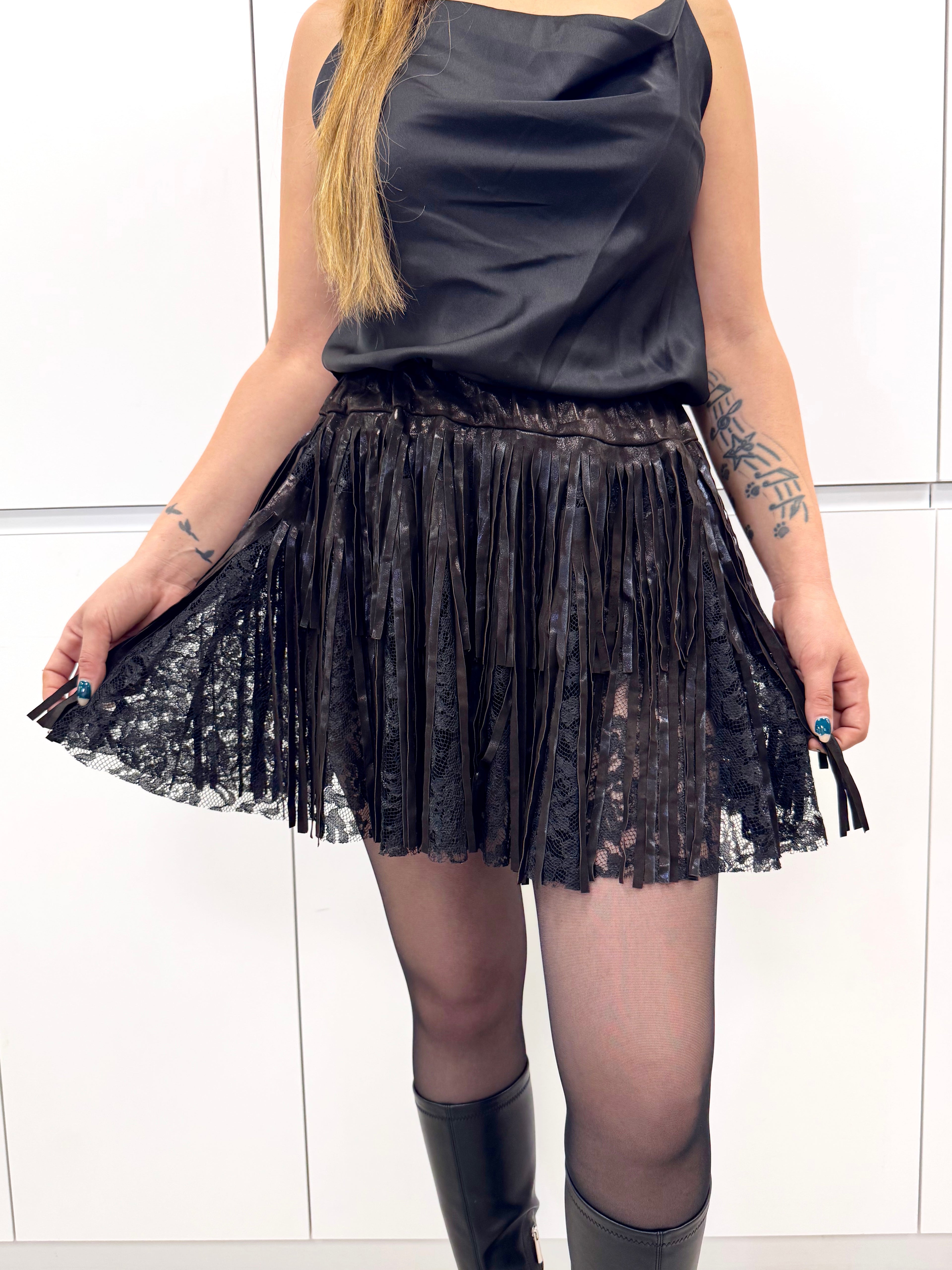 Falda polipiel encaje