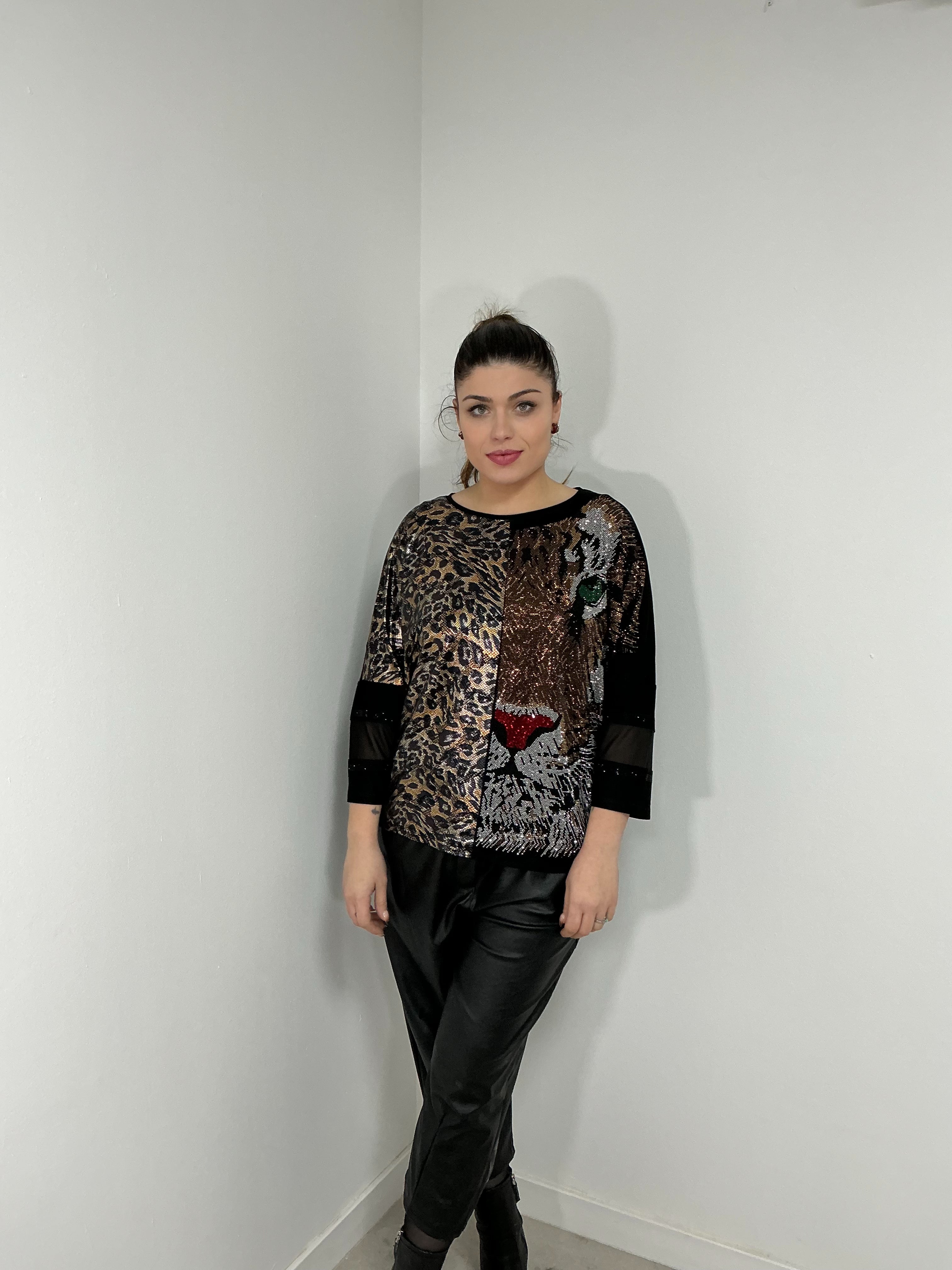 Camiseta brillo leopardo