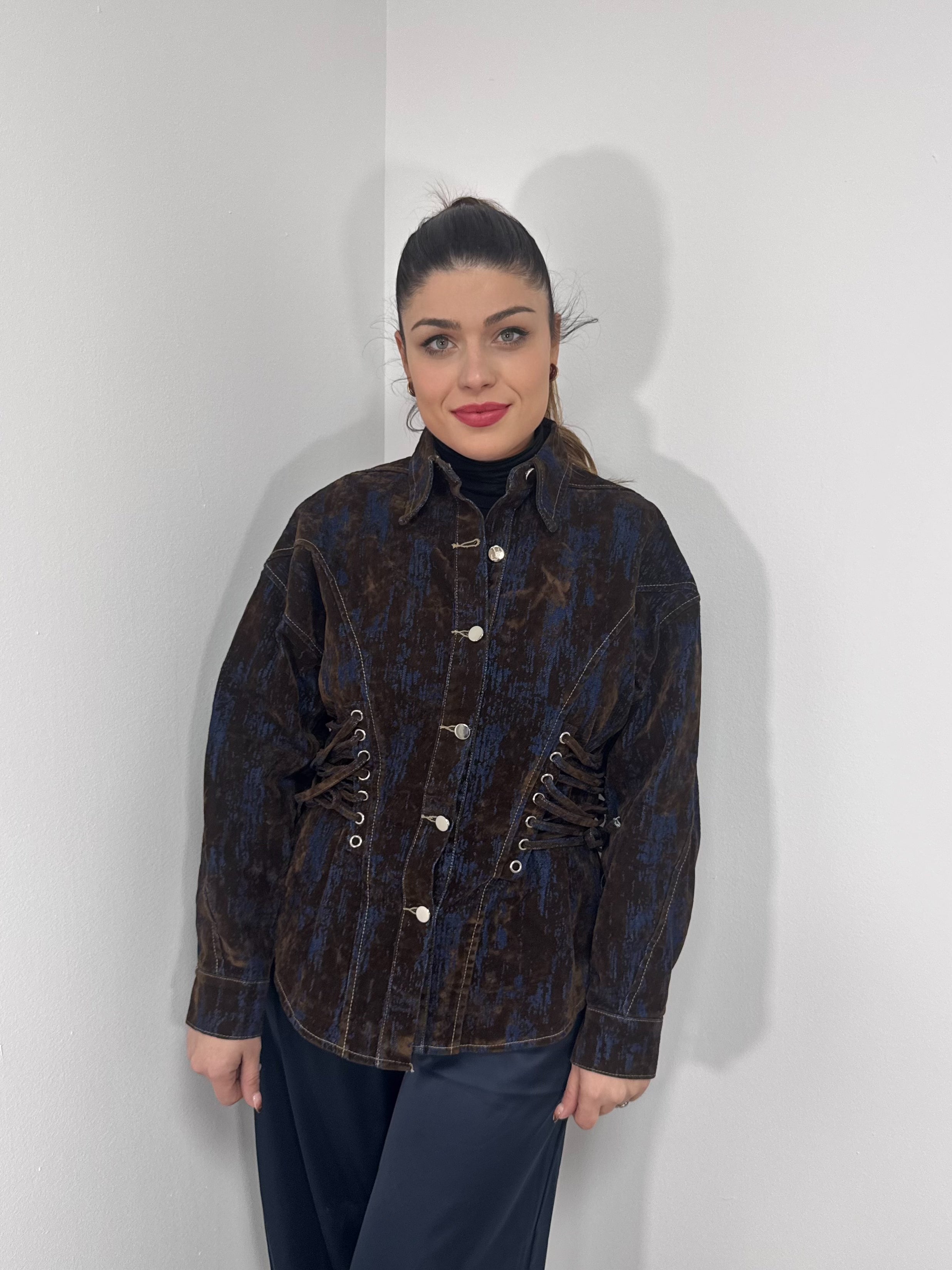 Chaqueta botones pana