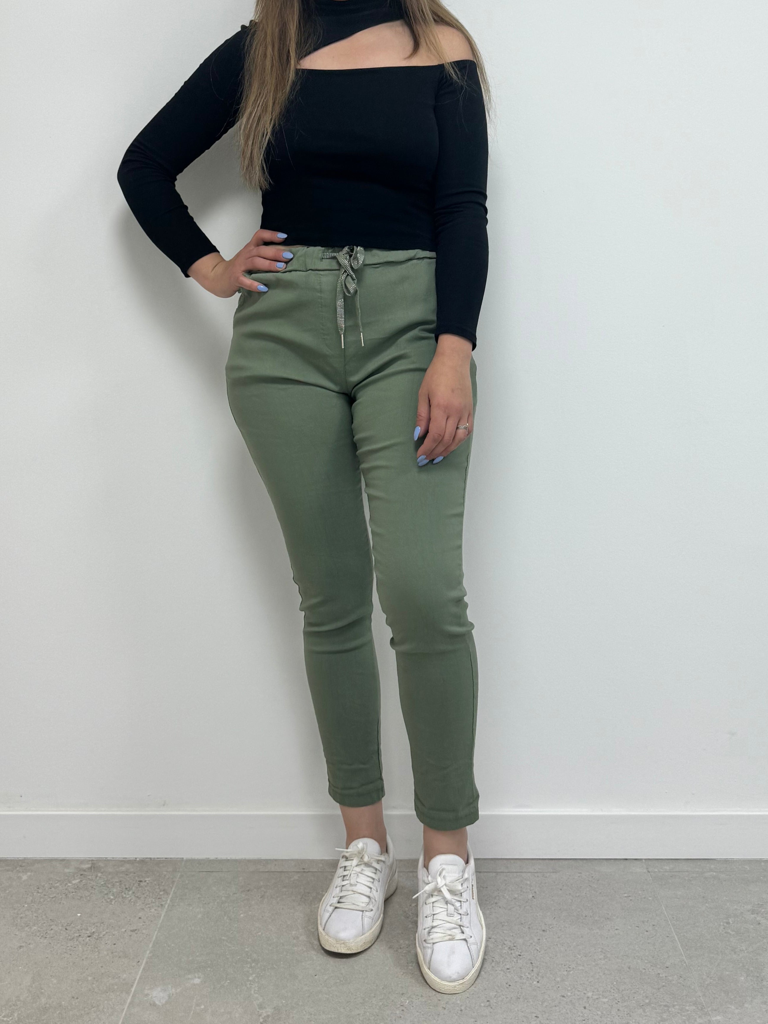 Pantalón jogger one