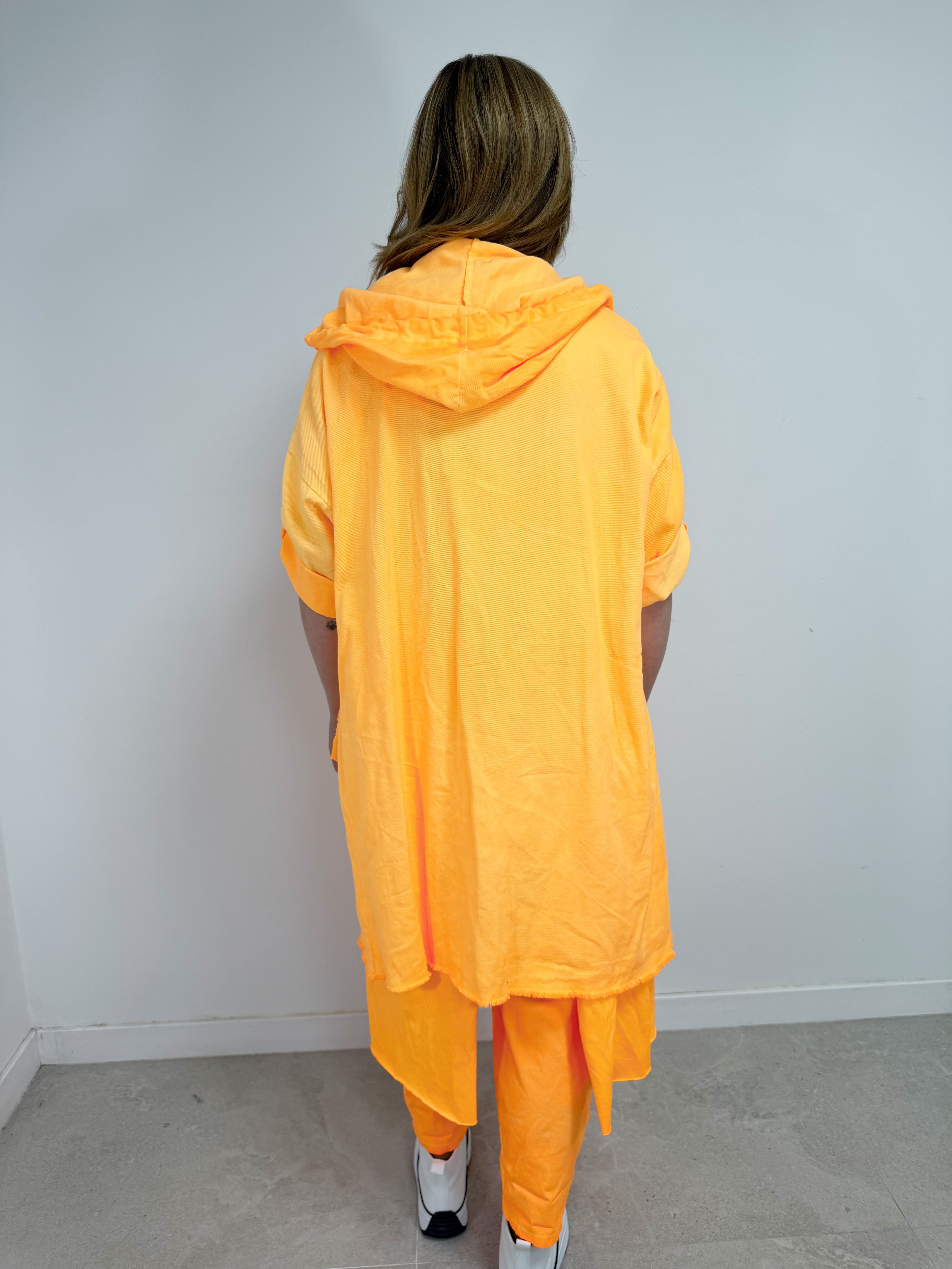 chaqueta neón