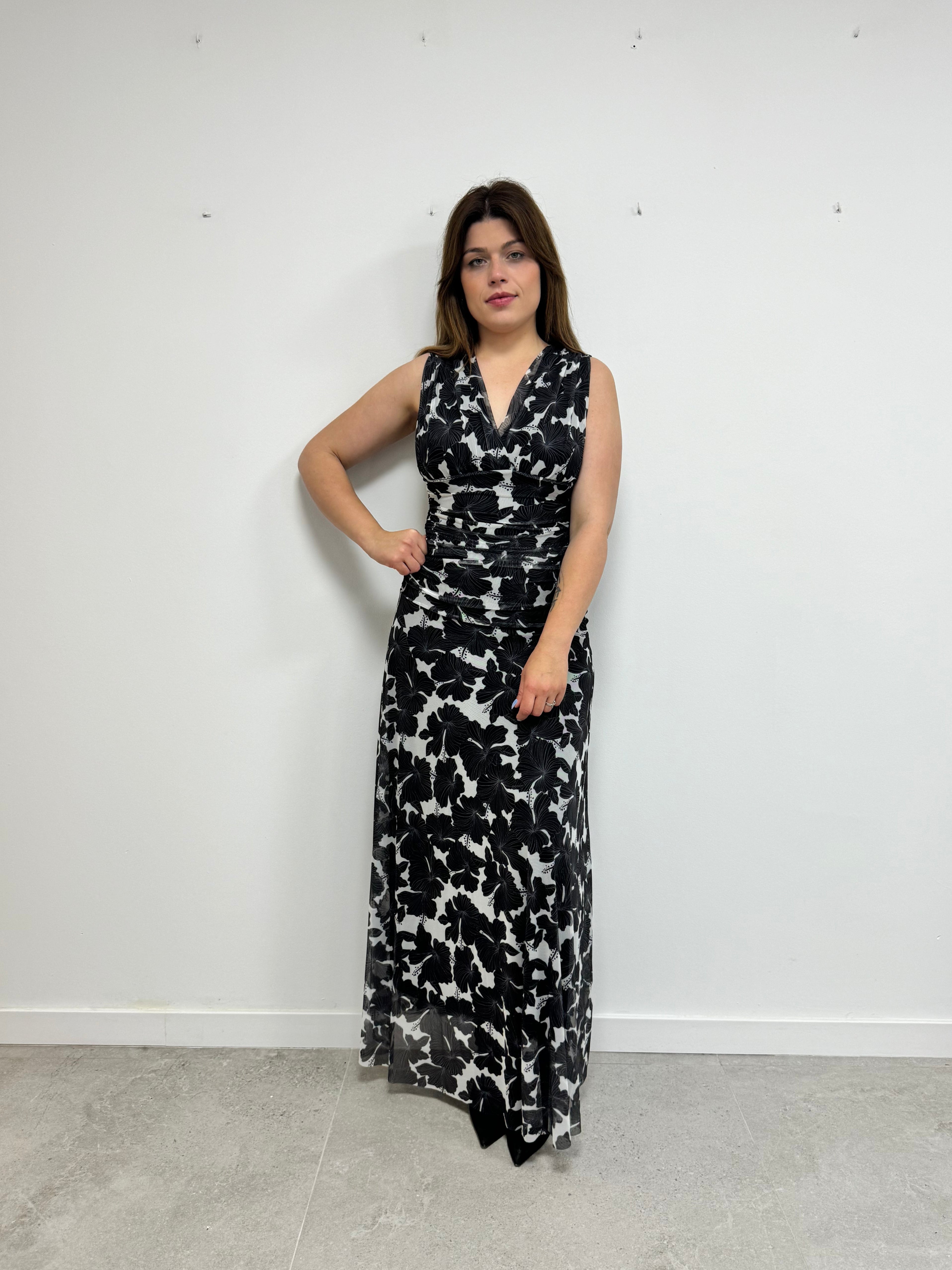 Vestido tropical negro