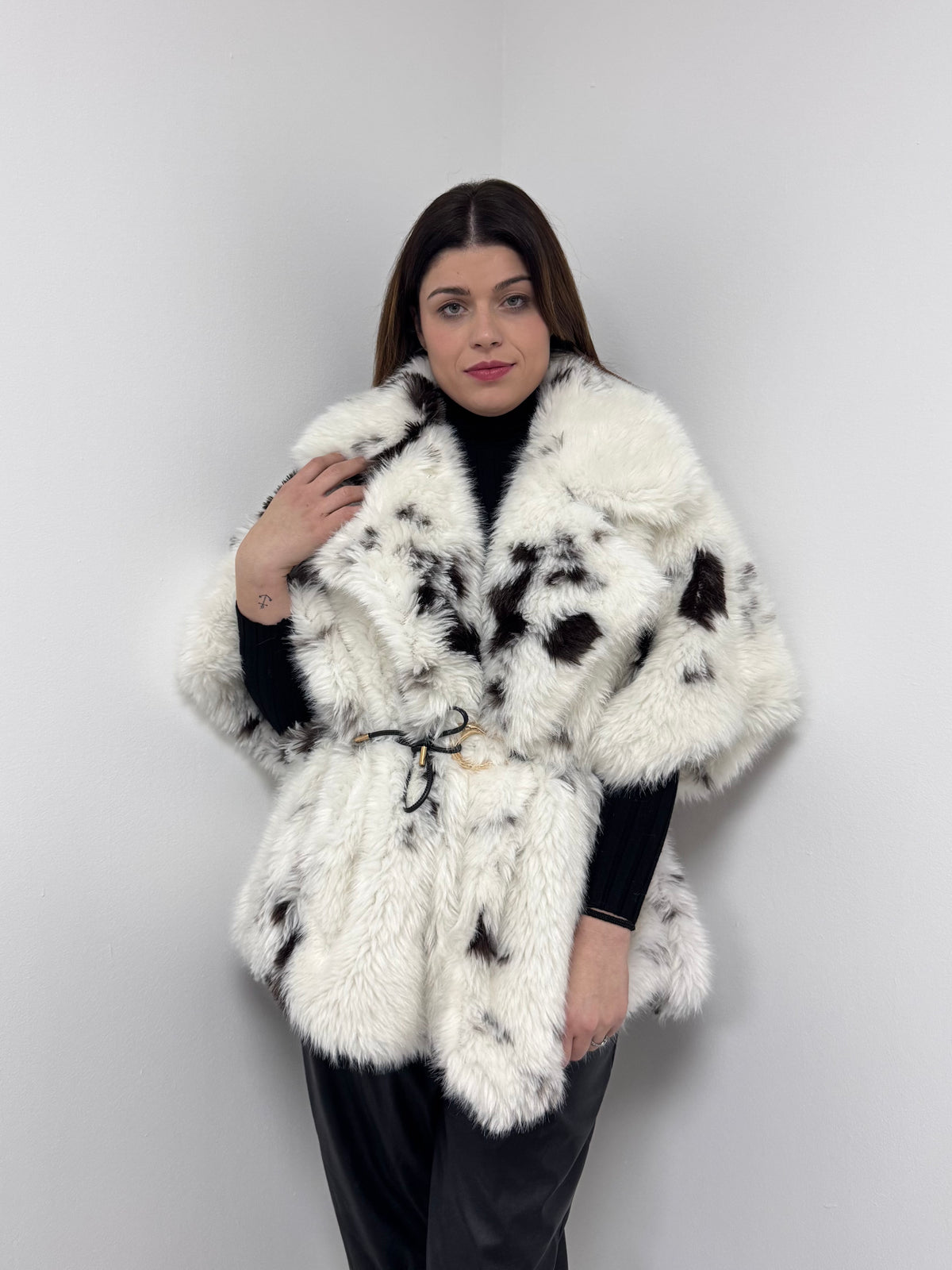 Abrigo cinturón vaca