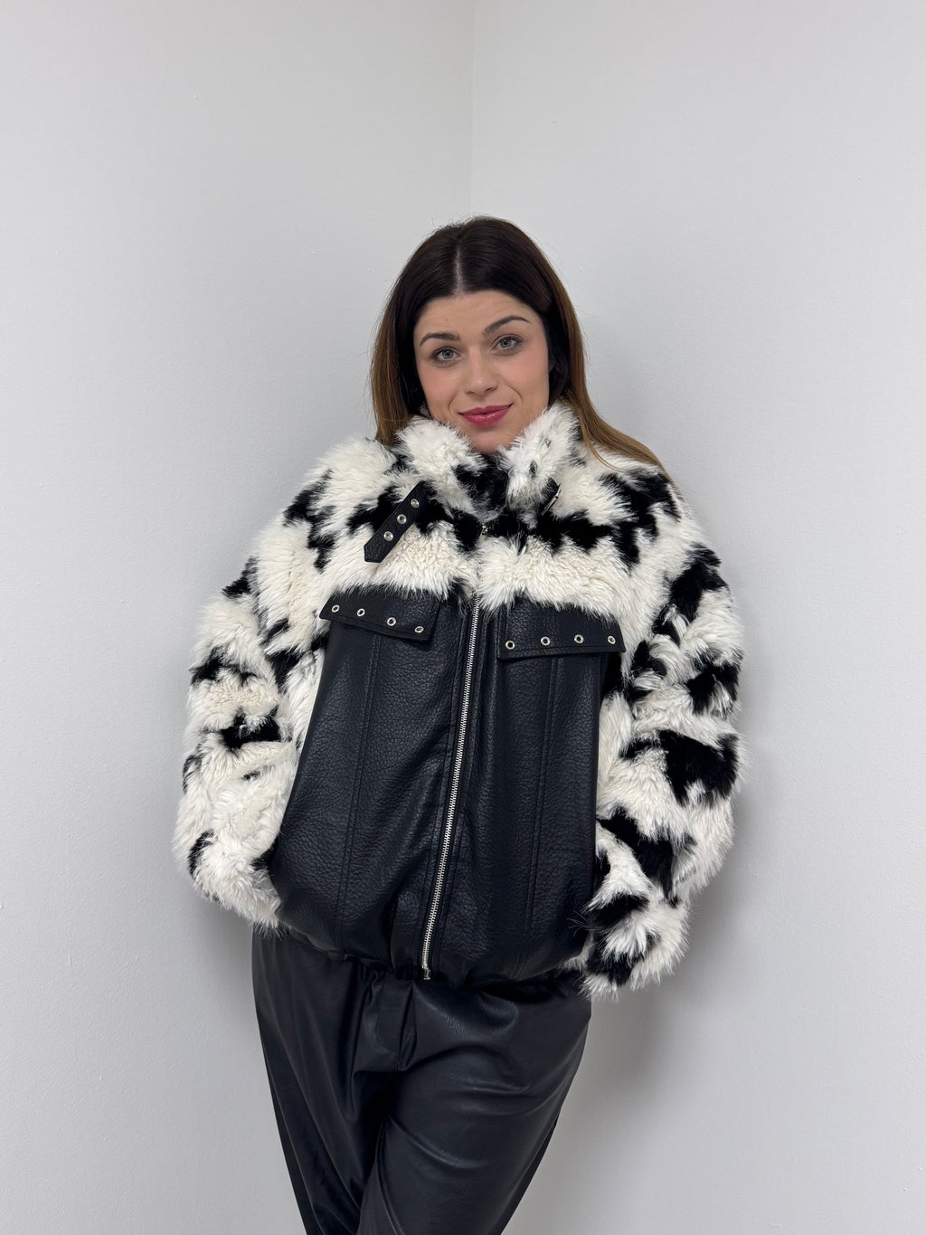 Abrigo pelo efecto cuero