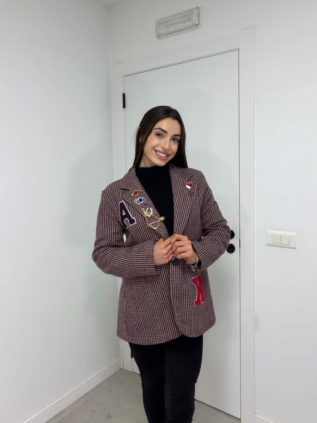 Blazer de cuadros con parches