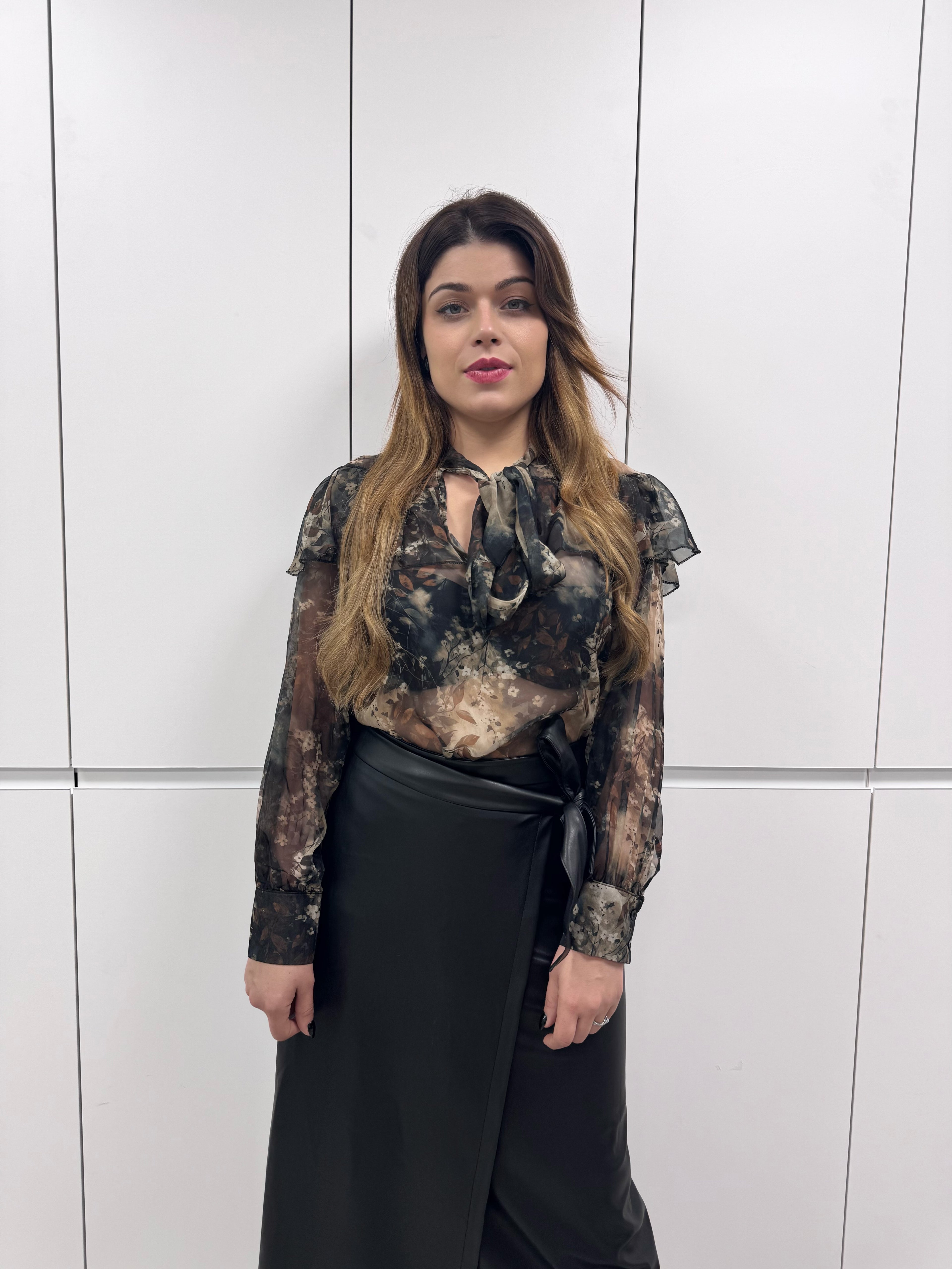 Blusa otoñal volante