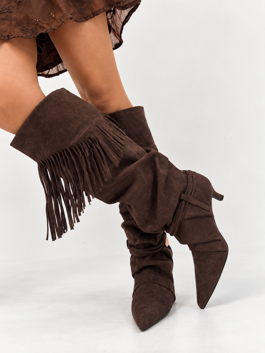 Botas altas flecos marrones