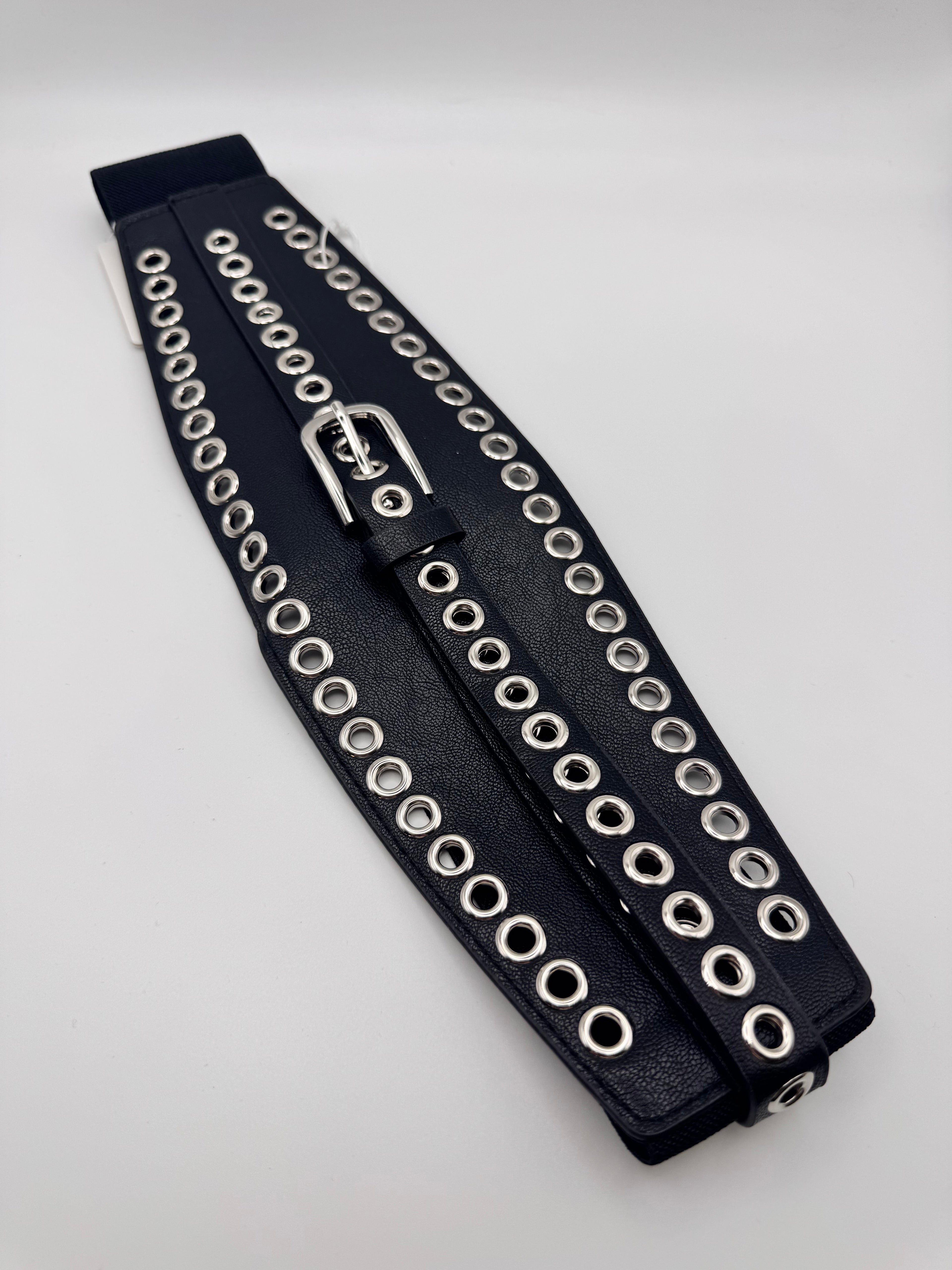 Cinturón remaches doble