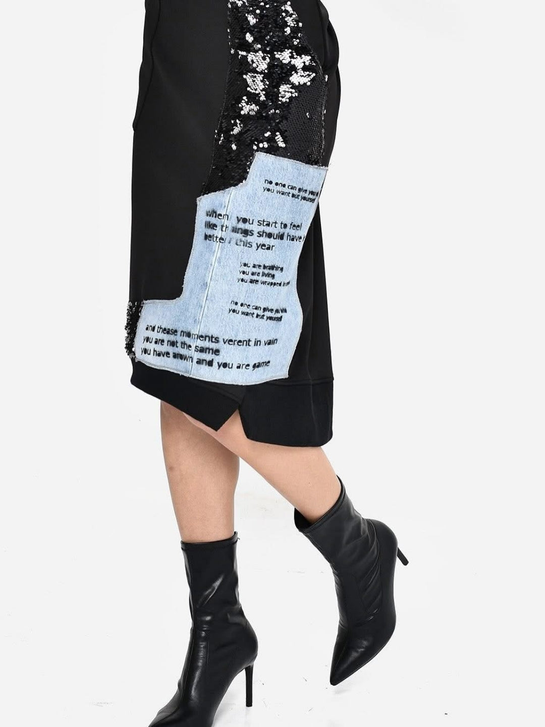 Falda midi detalles denim