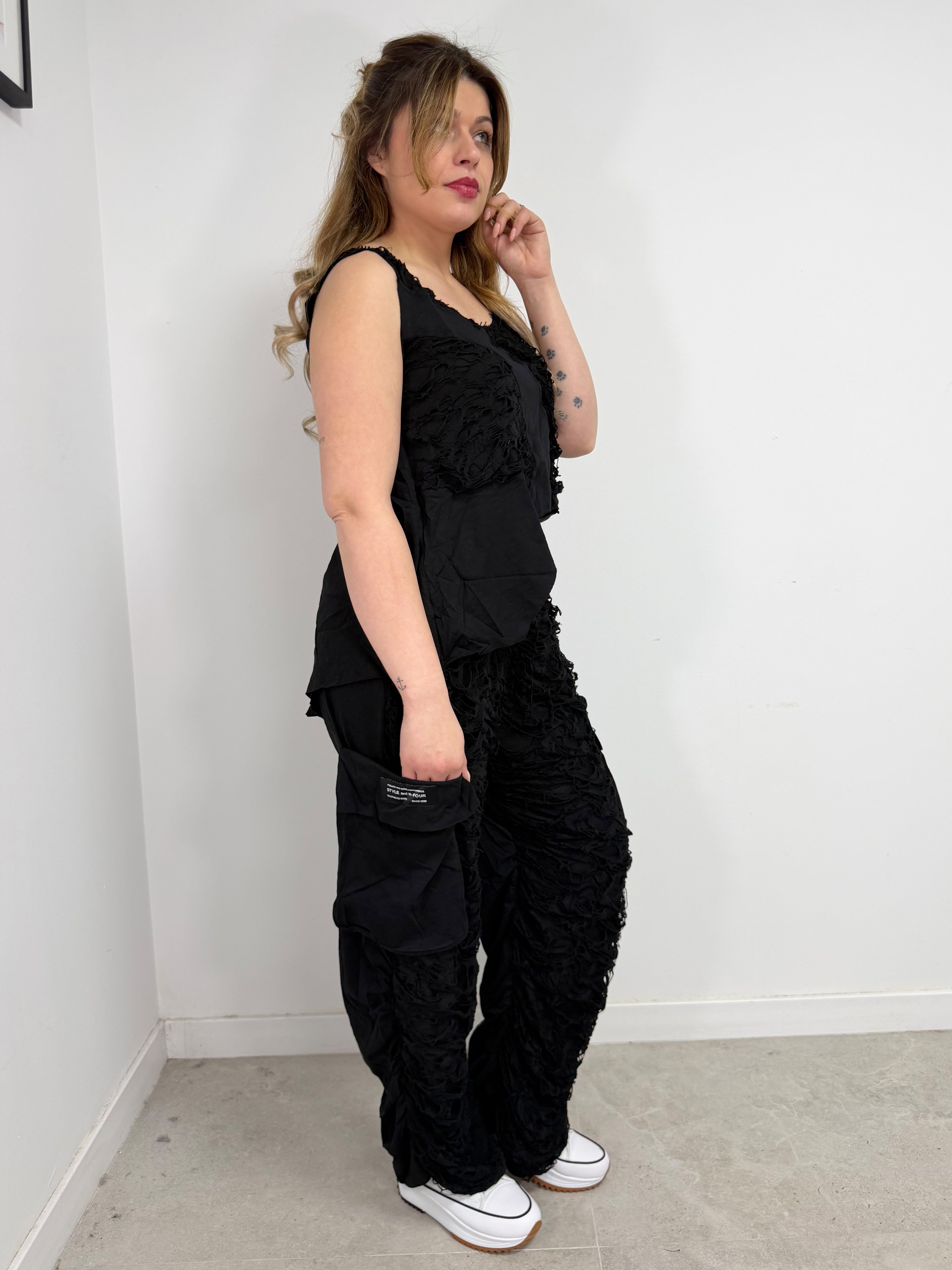 Conjunto negro relieves H4