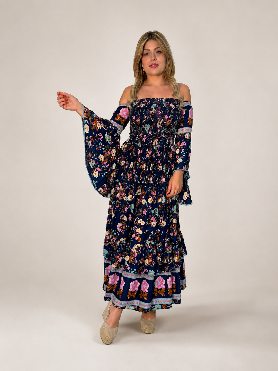 Vestido  Volante flor largo