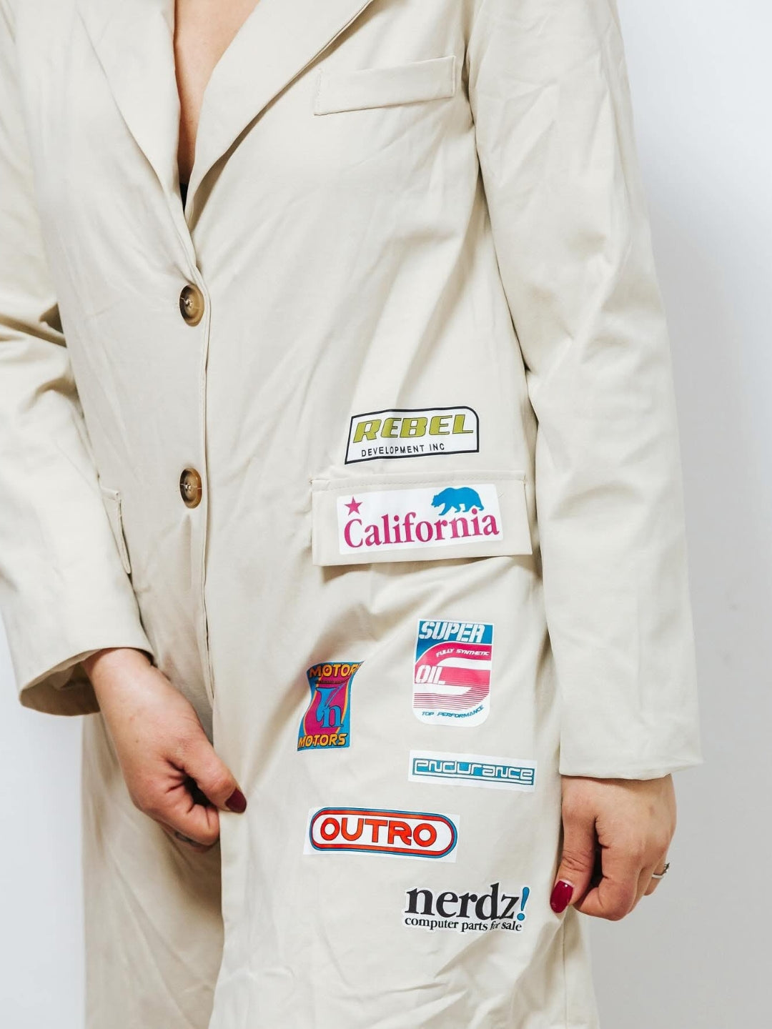 Chaqueta blazer larga parches