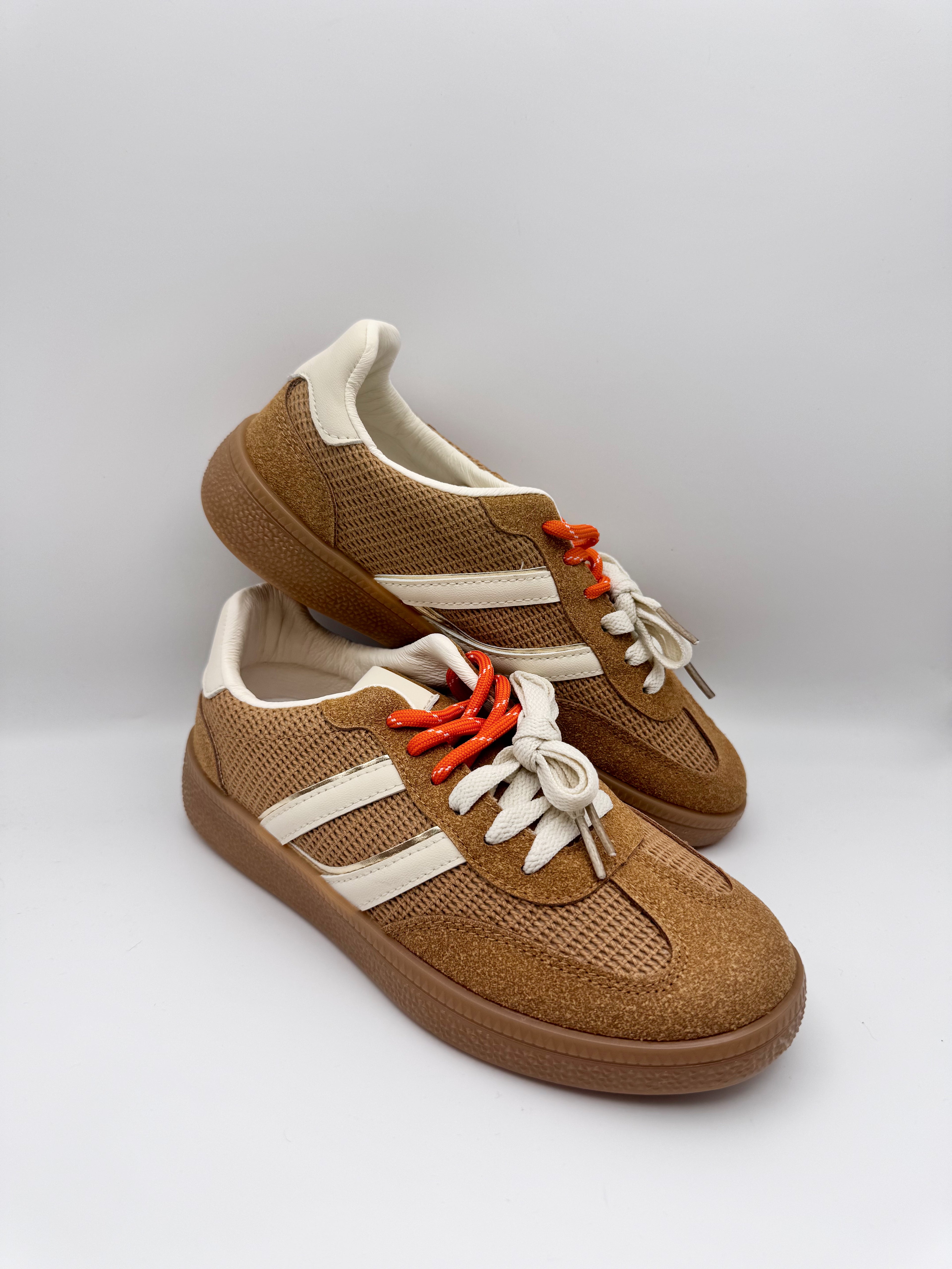 Zapatillas deportivas marrones